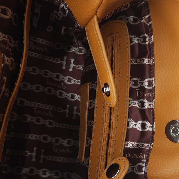 Tignanello handbag - Picture 3 of 5
